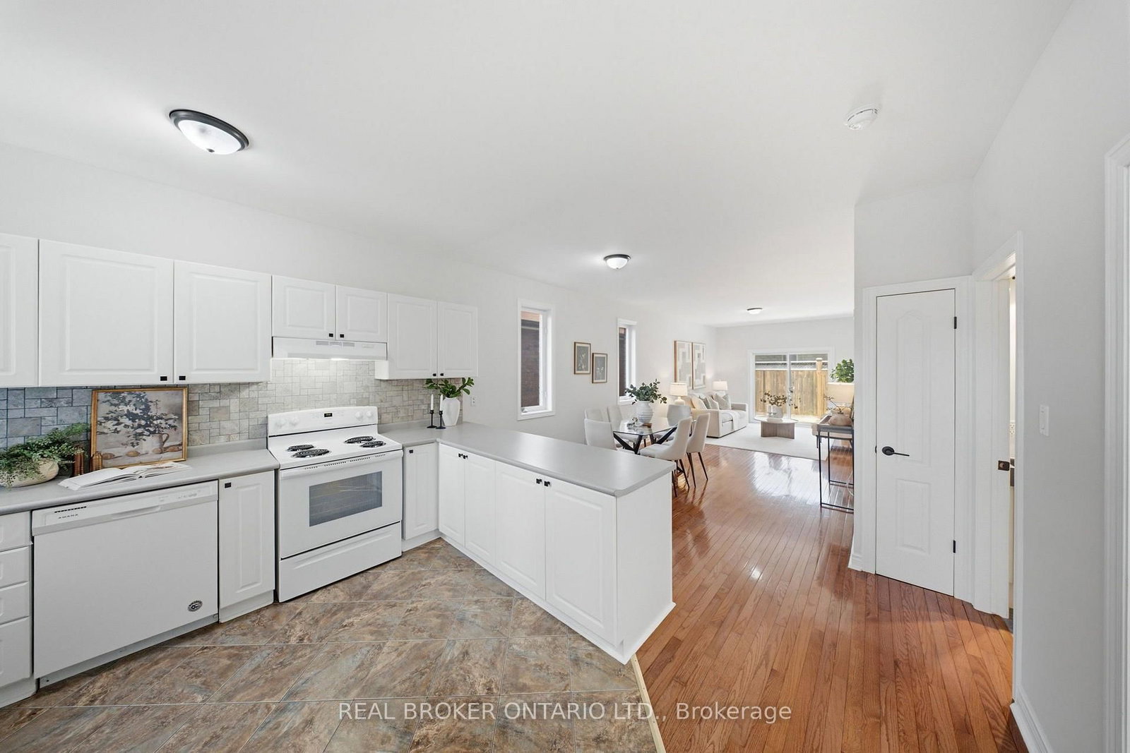 5 John Harvey Street • Uxbridge, ON photo 9