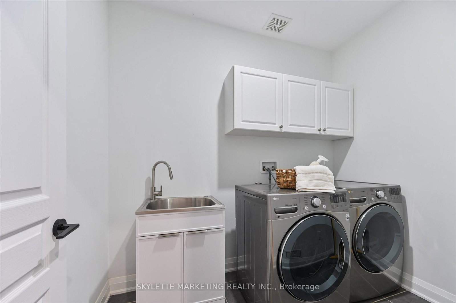 38 Russell Parker Crescent • Aurora, ON photo 36