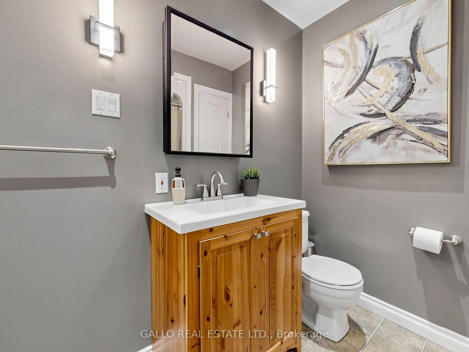 36 Elmvale Boulevard • Whitchurch-Stouffville, ON photo 10