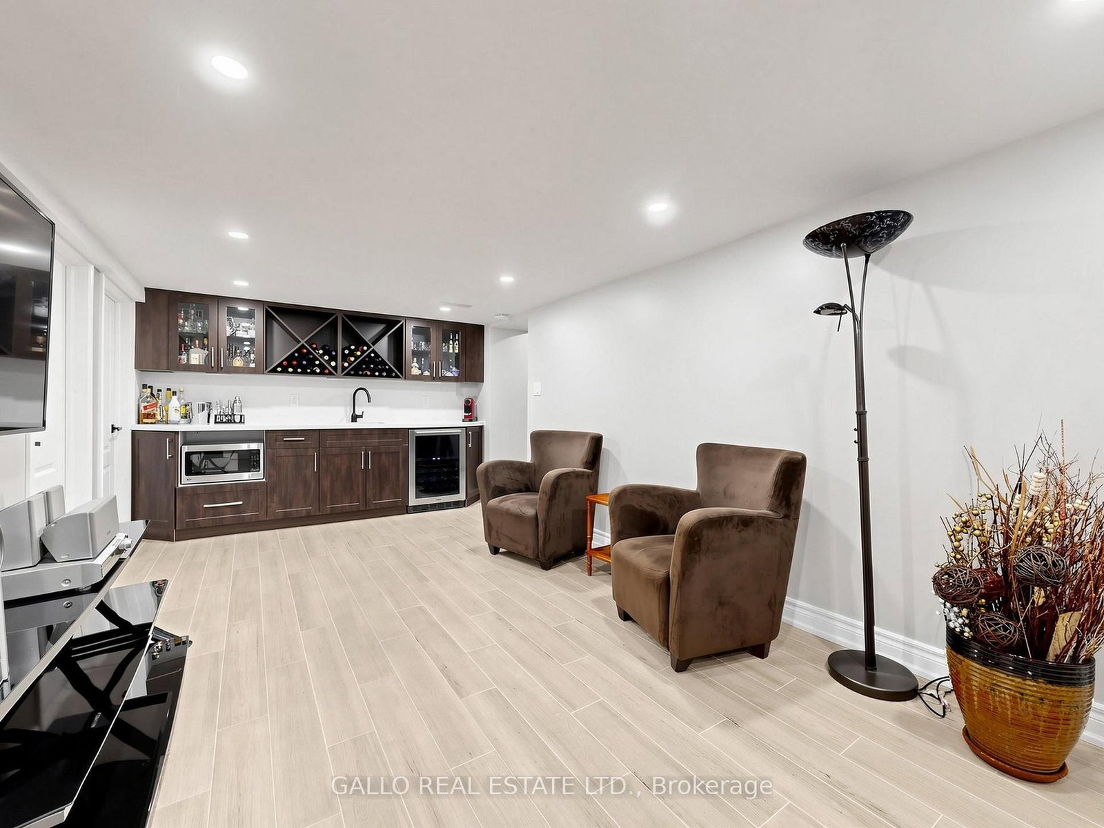 36 Elmvale Boulevard • Whitchurch-Stouffville, ON photo 17