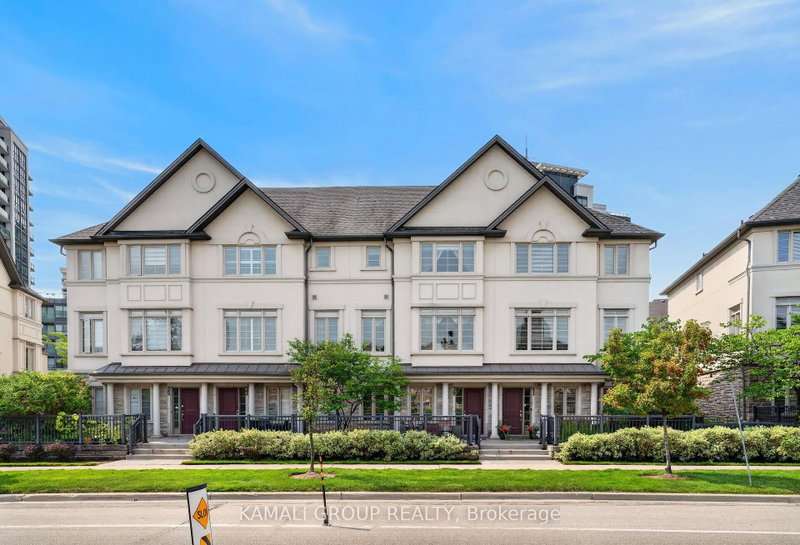39 Beverley Glen Boulevard
