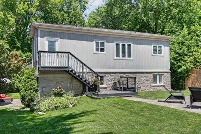 176 Pleasant Boulevard • Georgina, ON photo 3