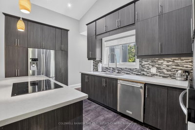 176 Pleasant Boulevard • Georgina, ON photo 6