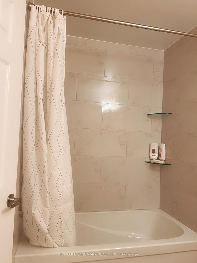 8 Stony Hill Blvd S photo 4