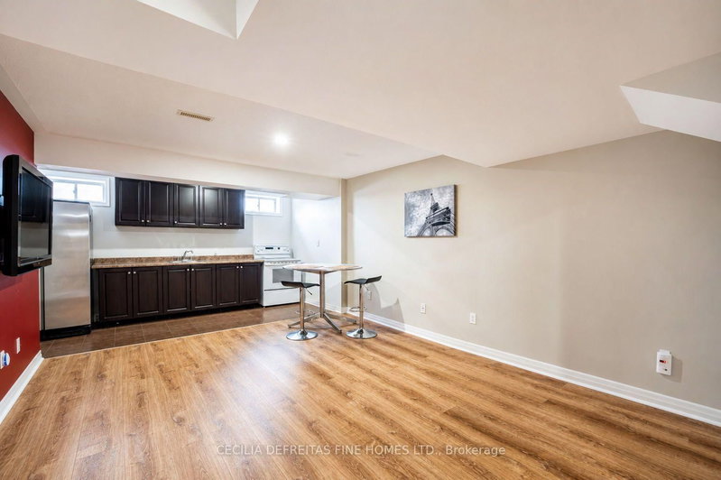 Bsmt - 294 Wildberry Crescent