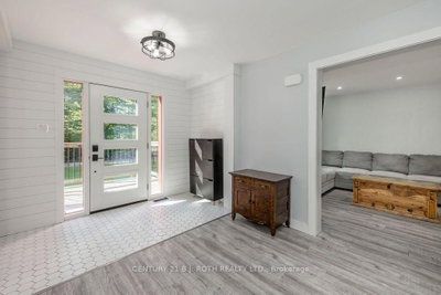 1844 Oakwood Road • Innisfil, ON photo 3