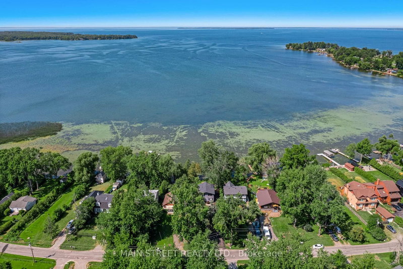 126 Moore's Beach Road