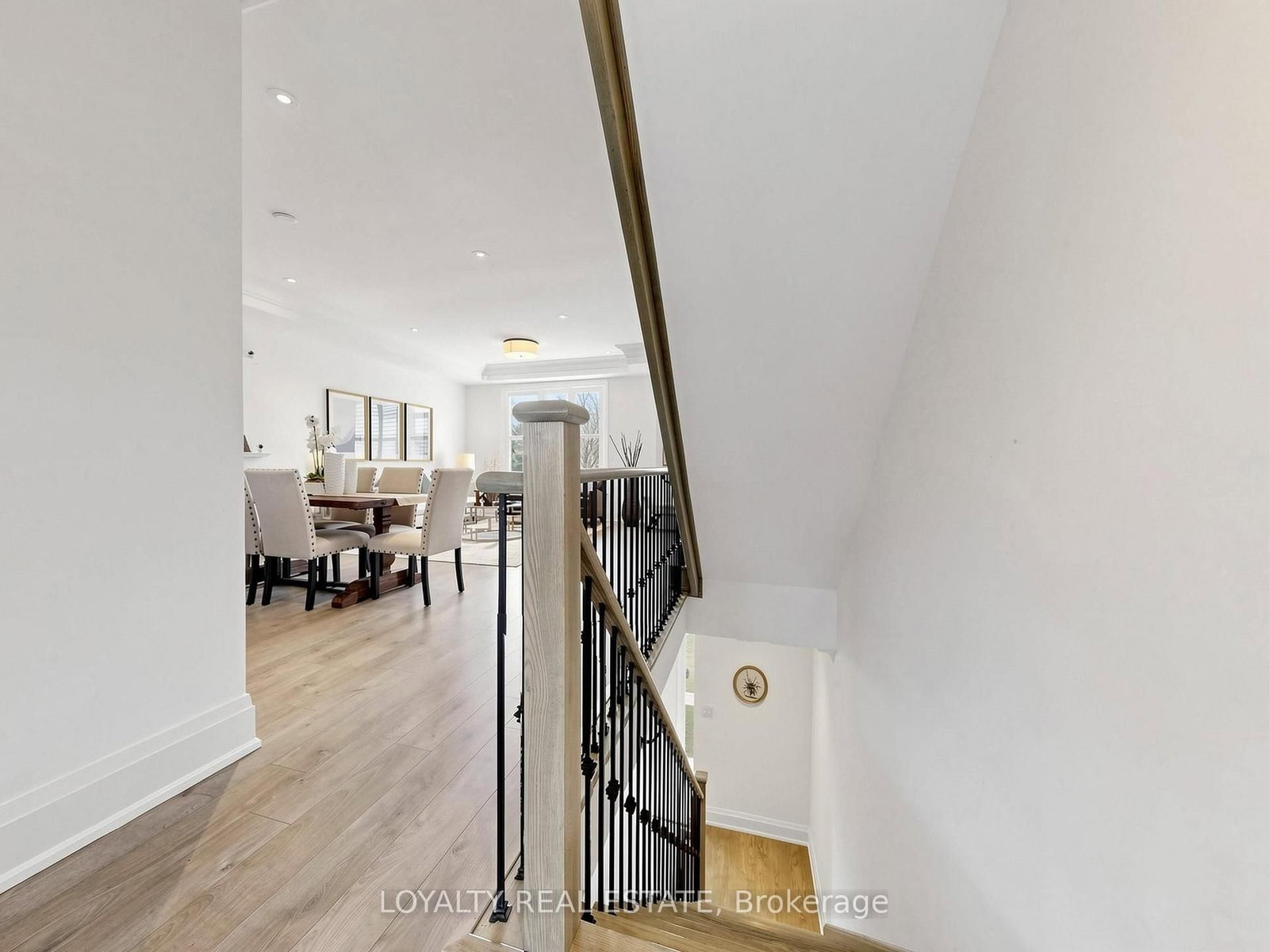 52 South Park Road • Markham, ON photo 10
