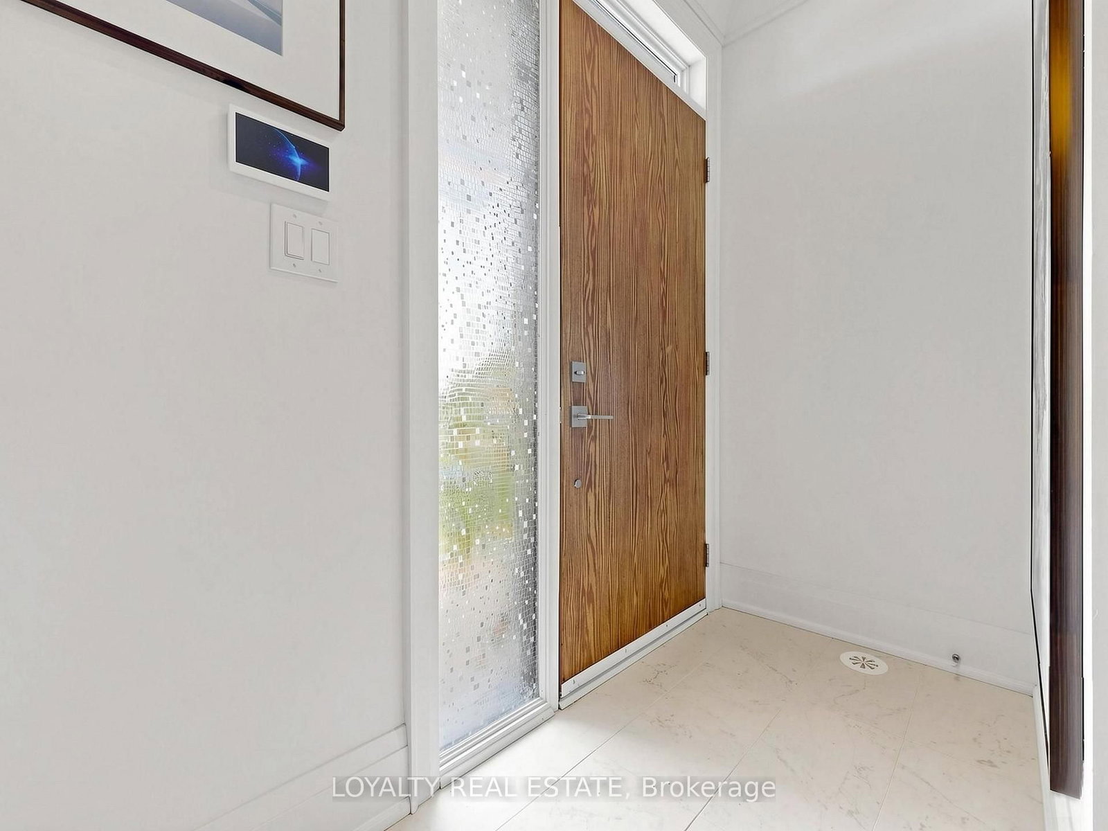 52 South Park Road • Markham, ON photo 8