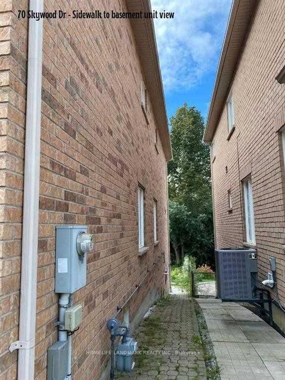 Bsmt - 70 Skywood Drive
