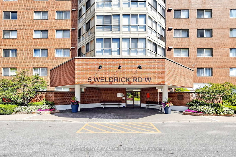 208 - 5 Weldrick Road W