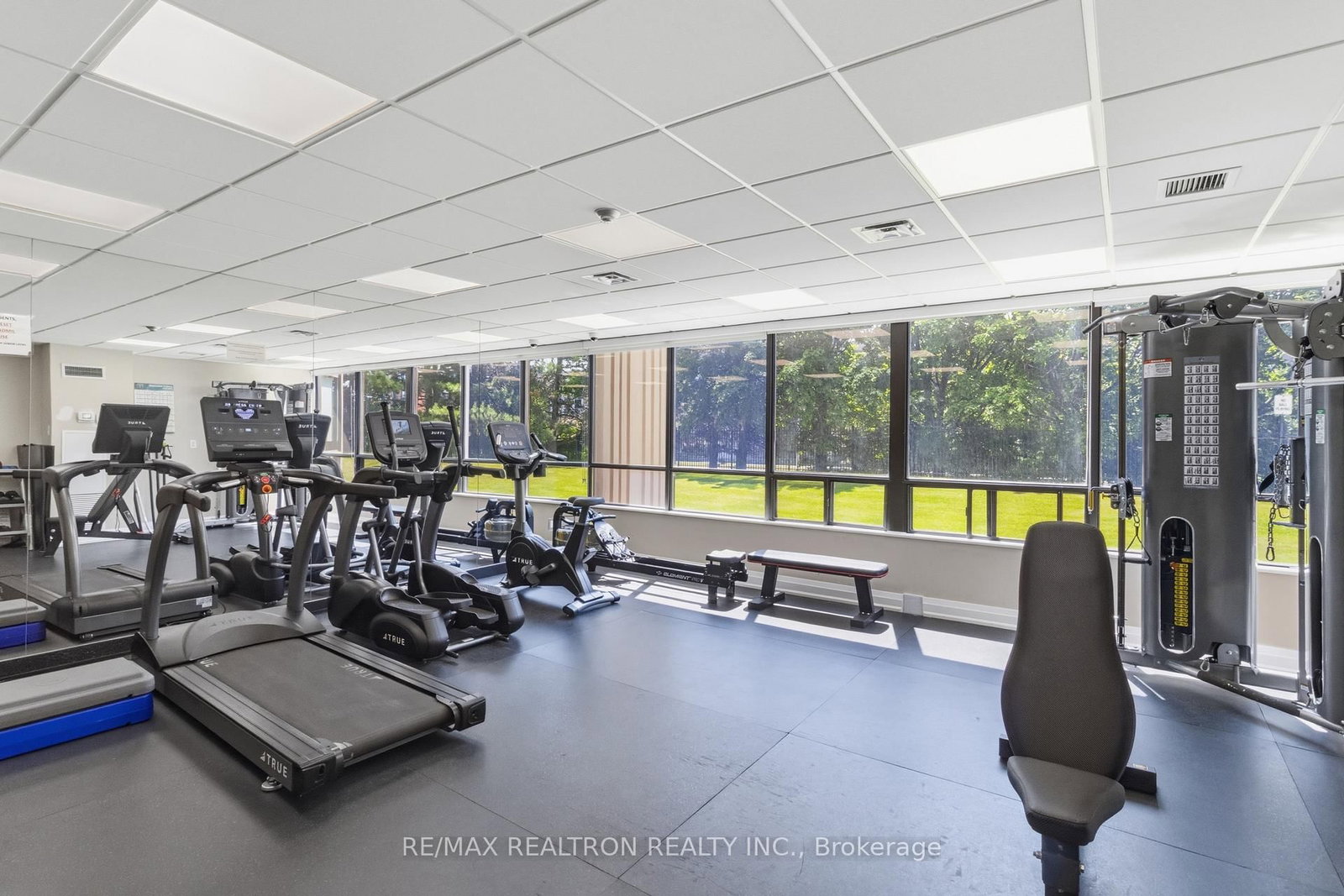 812-7420 Bathurst St, Vaughan, view 35