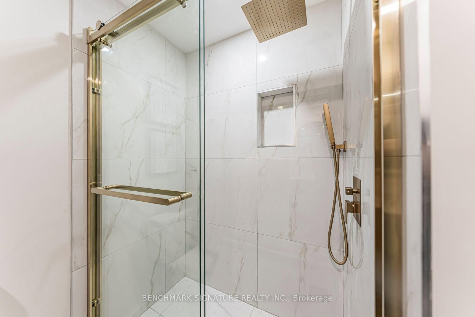 102 Harness Circle • Markham, ON photo 18