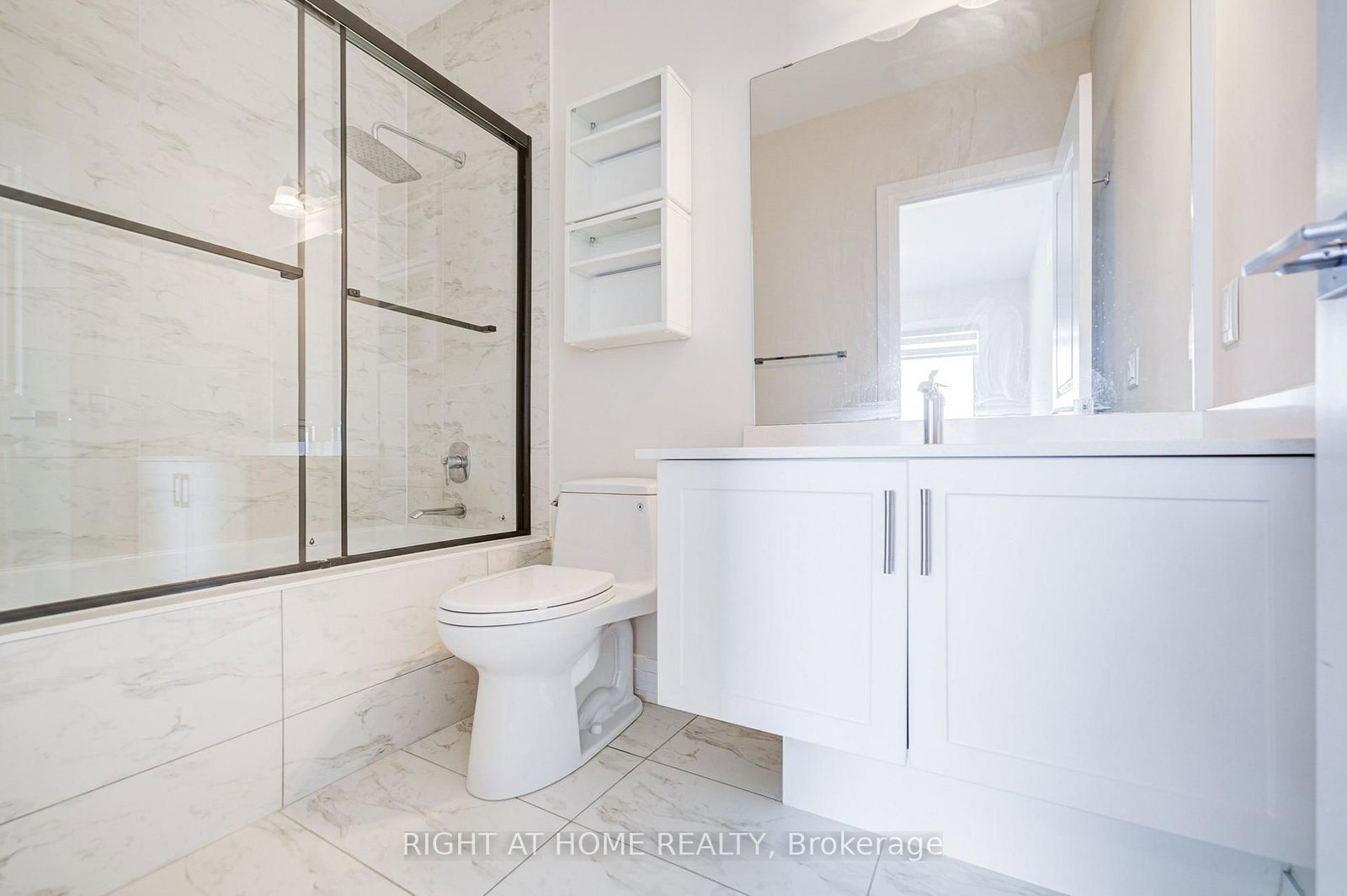 33 John Stocks Way, Unit Unit 3B - Photo 3