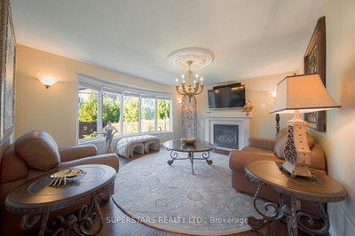 166 Worthington Avenue • Richmond Hill, ON photo 6