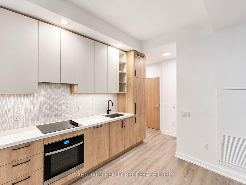 411 - 5 Meadowdale Road
