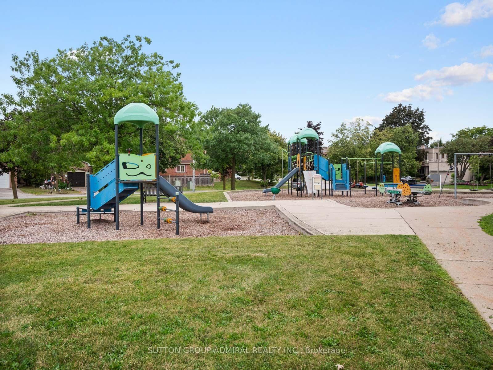 19 Jessica Gardens • Vaughan, ON photo 41