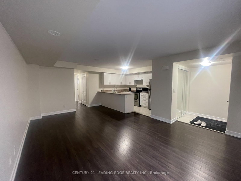 217 - 10 DUNSHEATH Way
