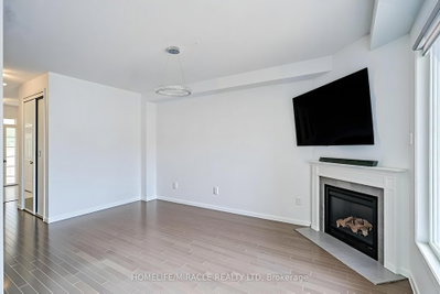 118 Cauthers Crescent • New Tecumseth, ON photo 6