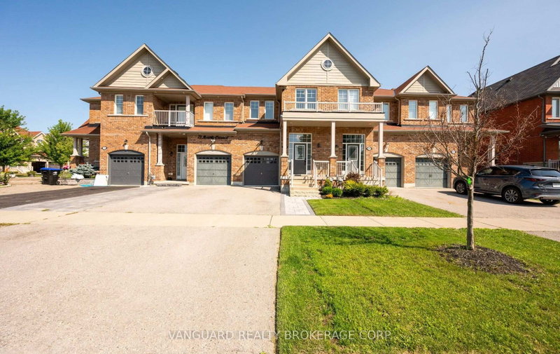71 Hawke Crescent