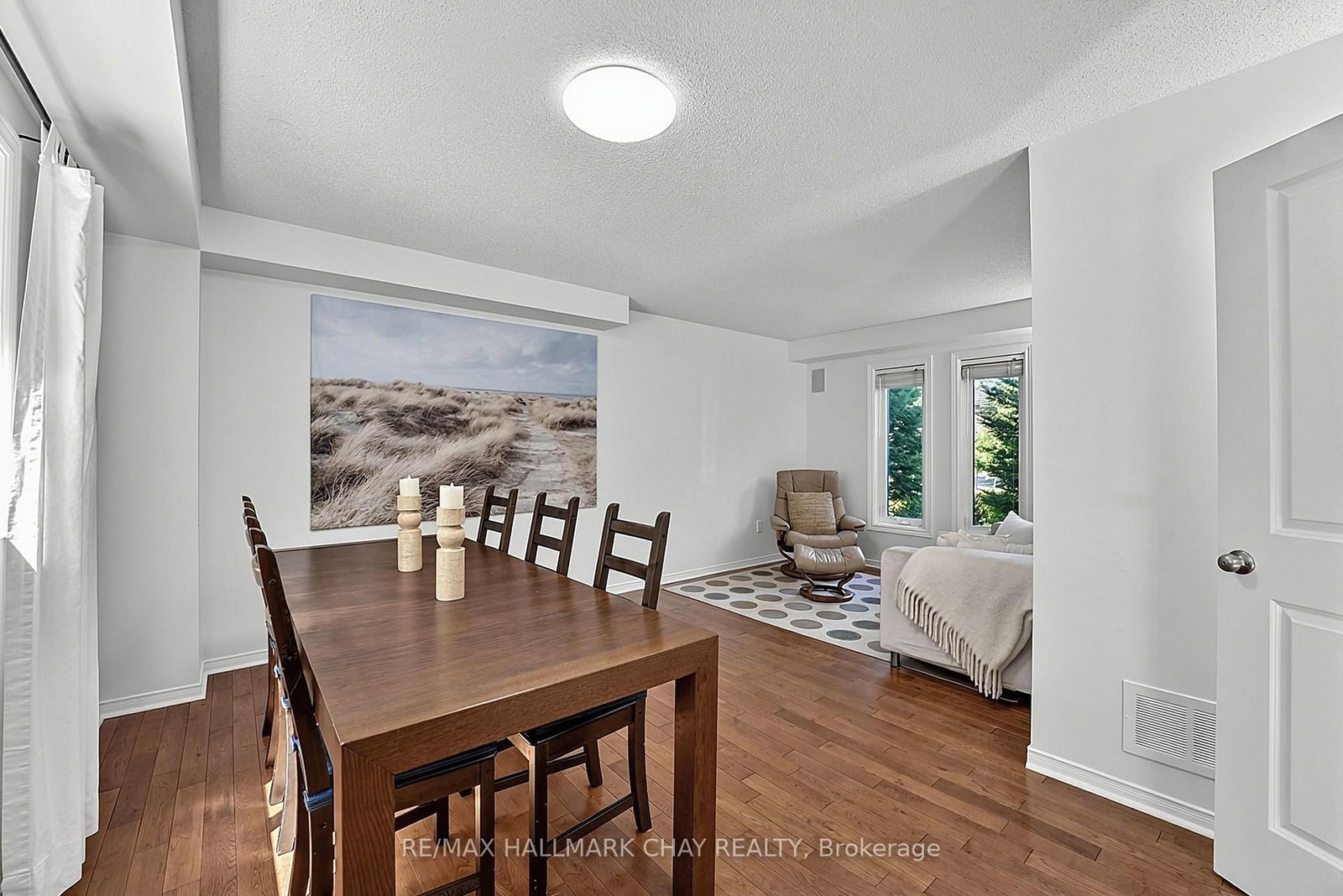 11 Dugdale Avenue • New Tecumseth, ON photo 11