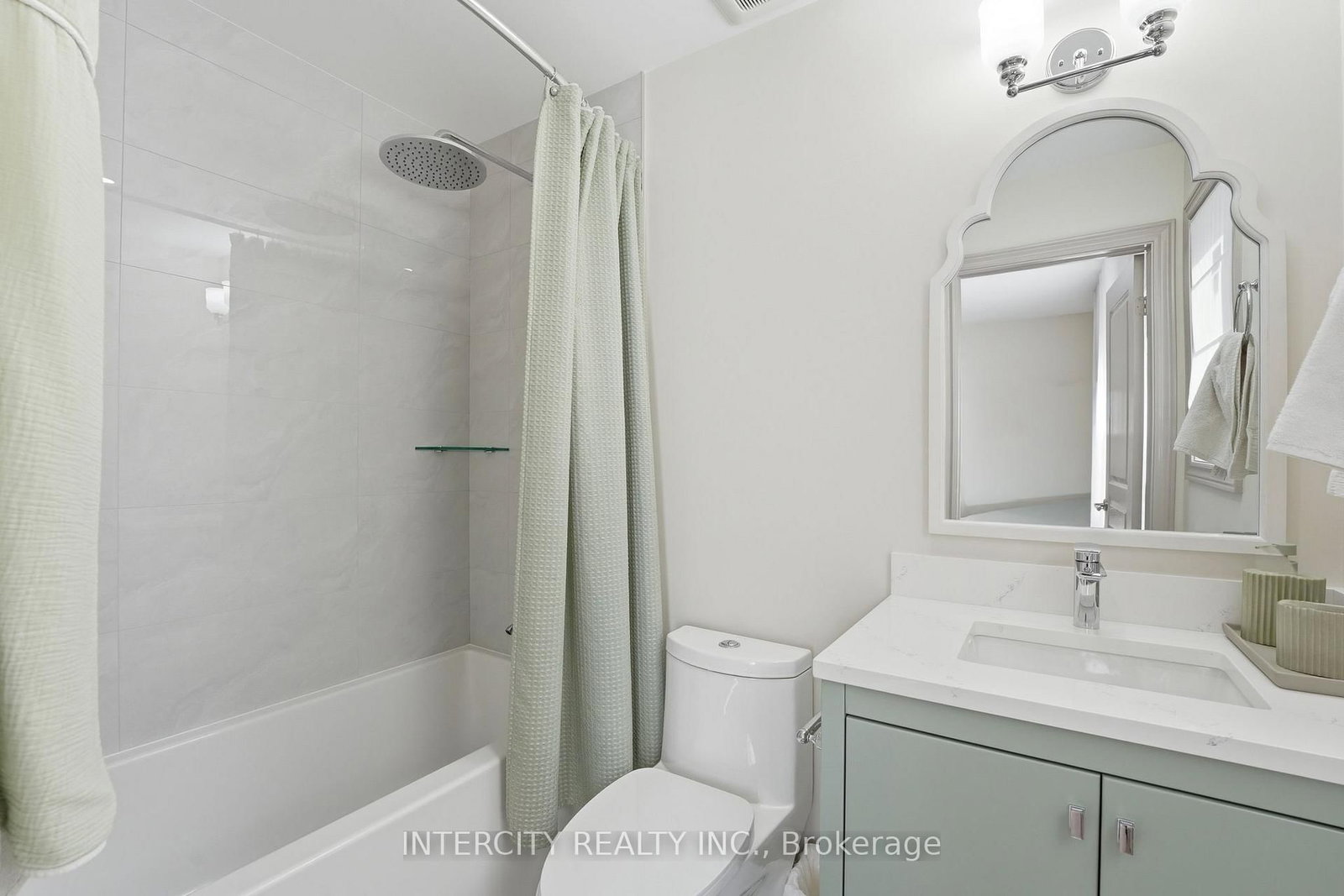 568 Grand Trunk Avenue • Vaughan, ON photo 33