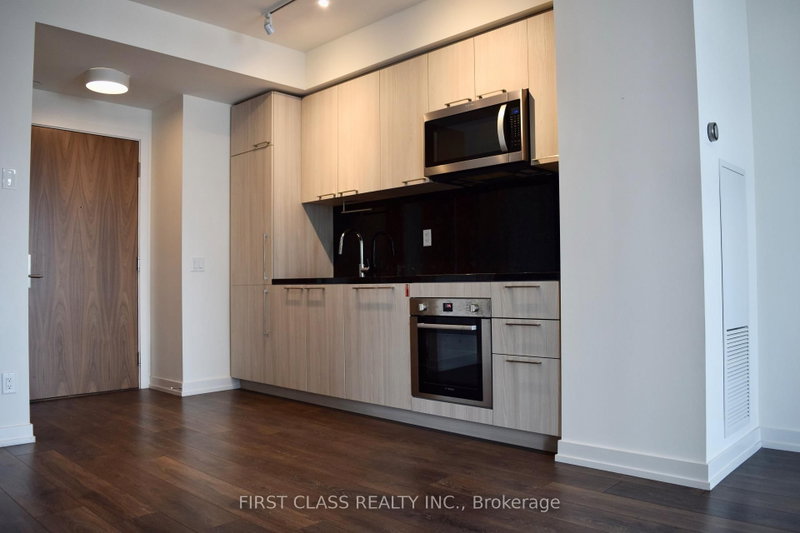 705 - 1 Grandview Avenue
