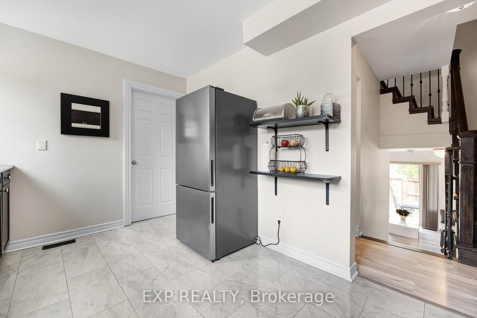 6 Poplar Crescent • Aurora, ON photo 19