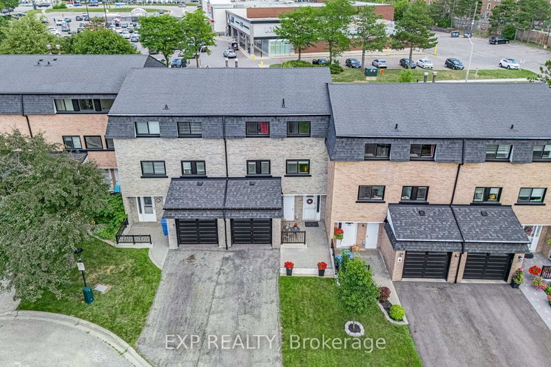6 Poplar Crescent