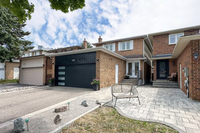 137 Joanna Crescent