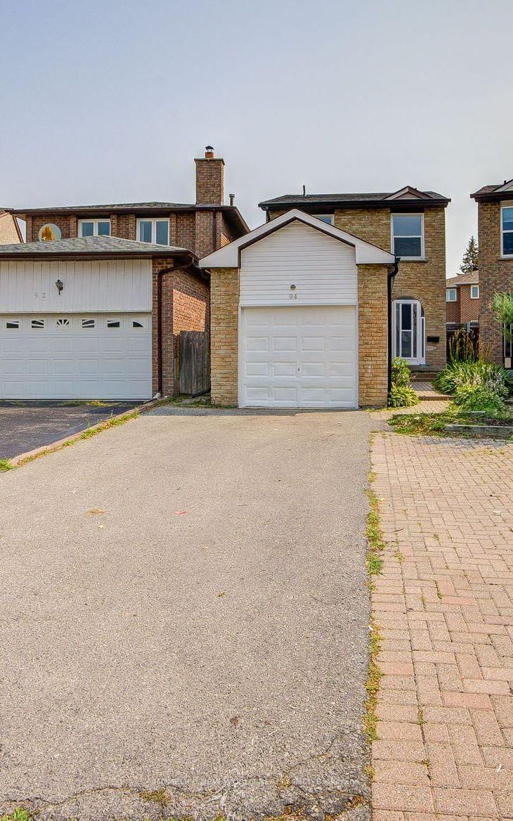 94 Hord Crescent