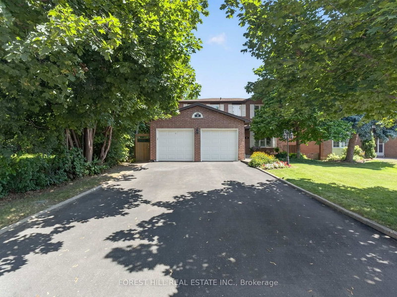 9 Tomlin Crescent