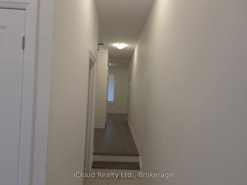 31 Globemaster Lane