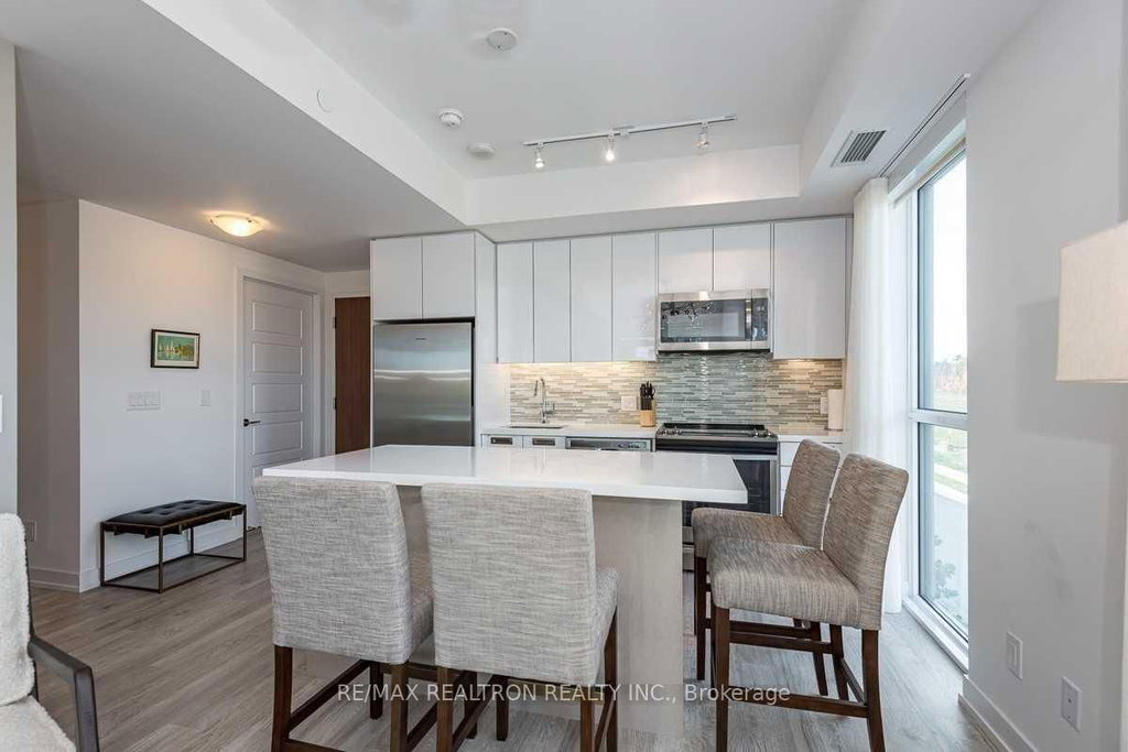 B313 - 271 Sea Ray Avenue 3