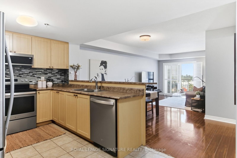 407 - 7428 Markham Road