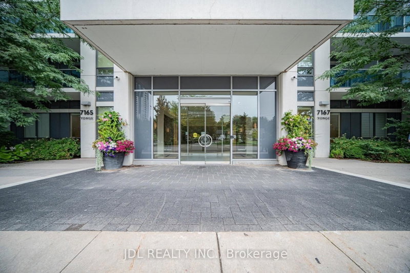 902 - 7165 Yonge Street
