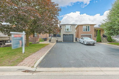 78 Zima Crescent