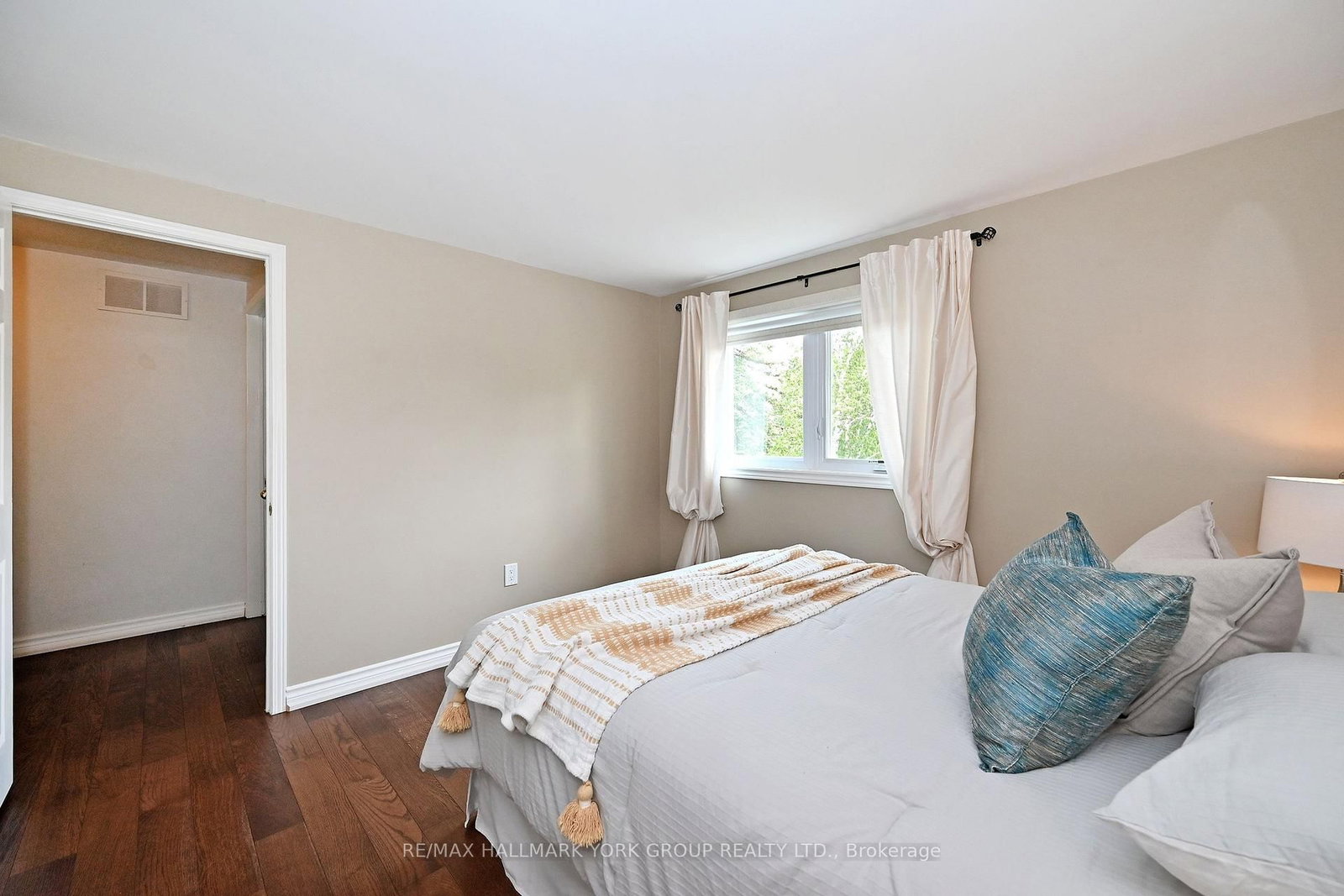 174 Currey Crescent • Newmarket, ON photo 23