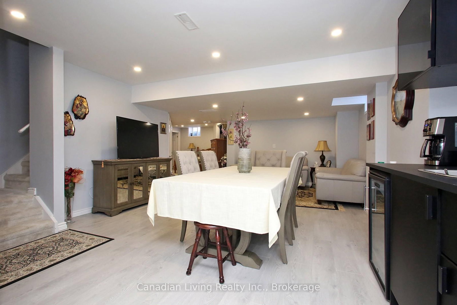 72 Charlotte Abby Drive • East Gwillimbury, ON photo 26