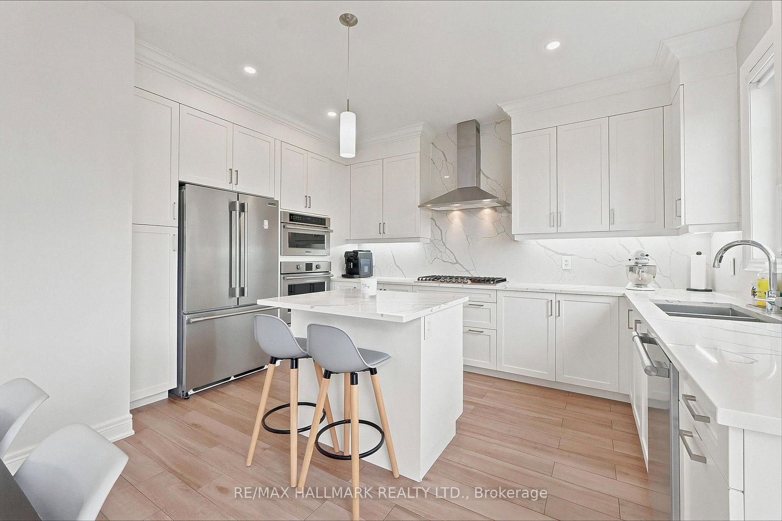 1021 Langford Boulevard • Bradford West Gwillimbury, ON photo 17