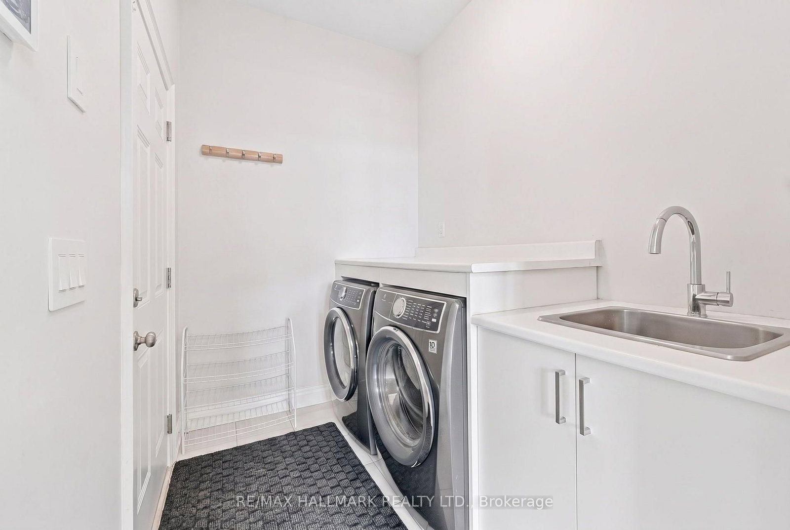 1021 Langford Boulevard • Bradford West Gwillimbury, ON photo 22