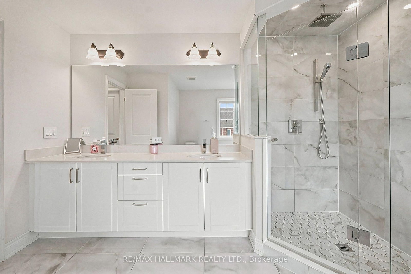 1021 Langford Boulevard • Bradford West Gwillimbury, ON photo 28