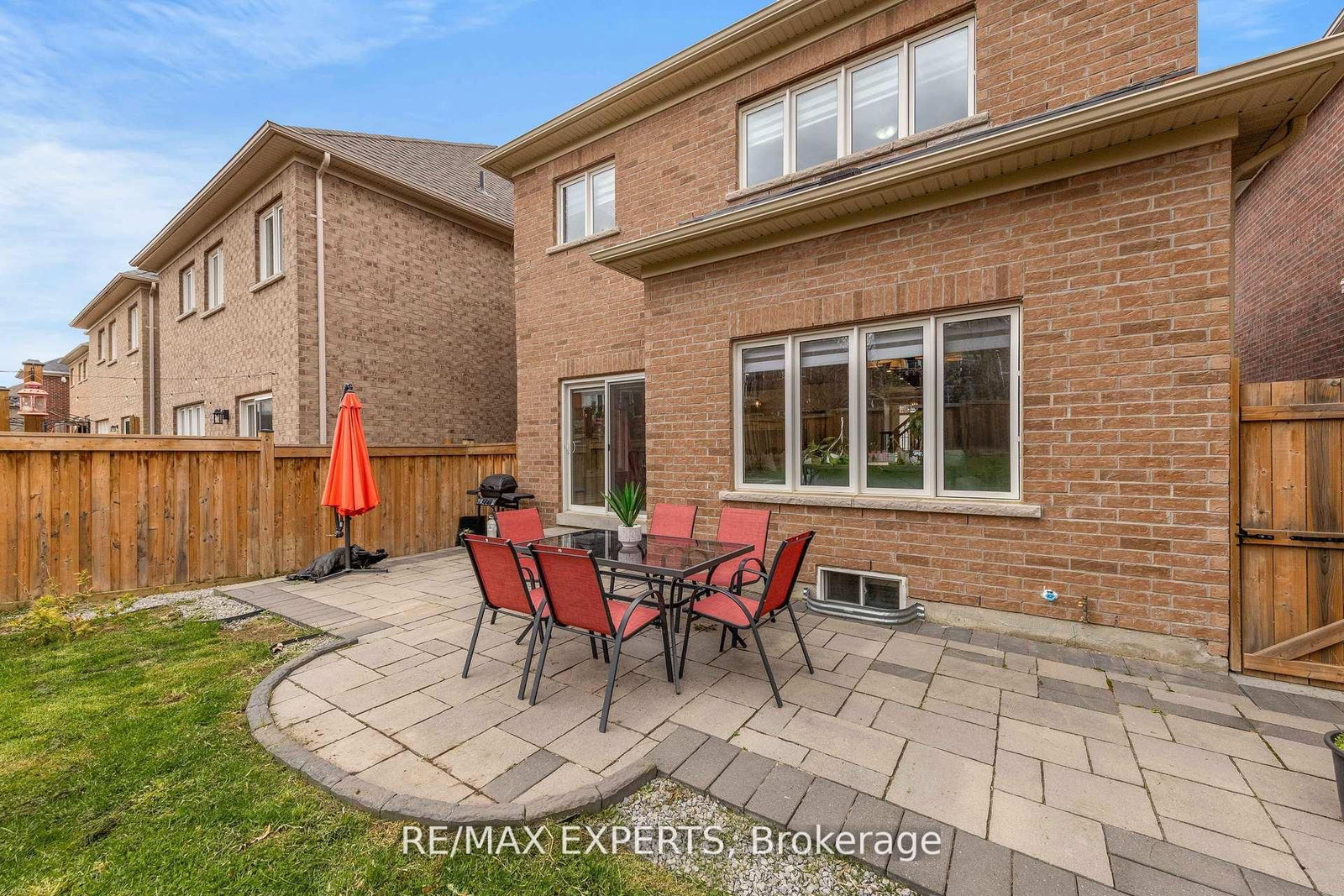 22 Manor Glen Crescent • East Gwillimbury, ON photo 42