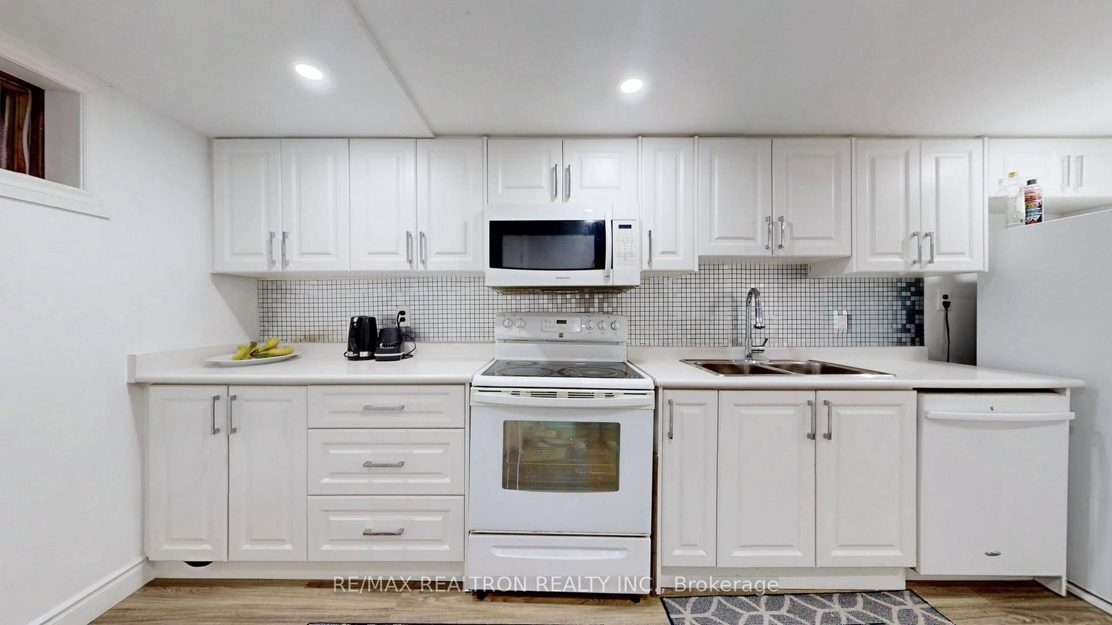 159 Patterson Street • Newmarket, ON photo 35
