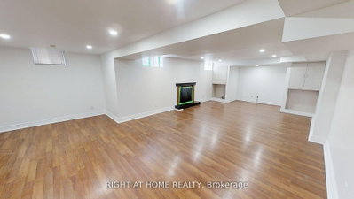 Detached House for lease at (Lower) 31 NORTHGATE Crescent, Richmond Hill, Ontario, L4B 2K8 - Bayview Hill - MLS: N13619502