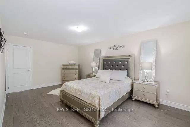 159 Heritage Street • Bradford West Gwillimbury, ON photo 18