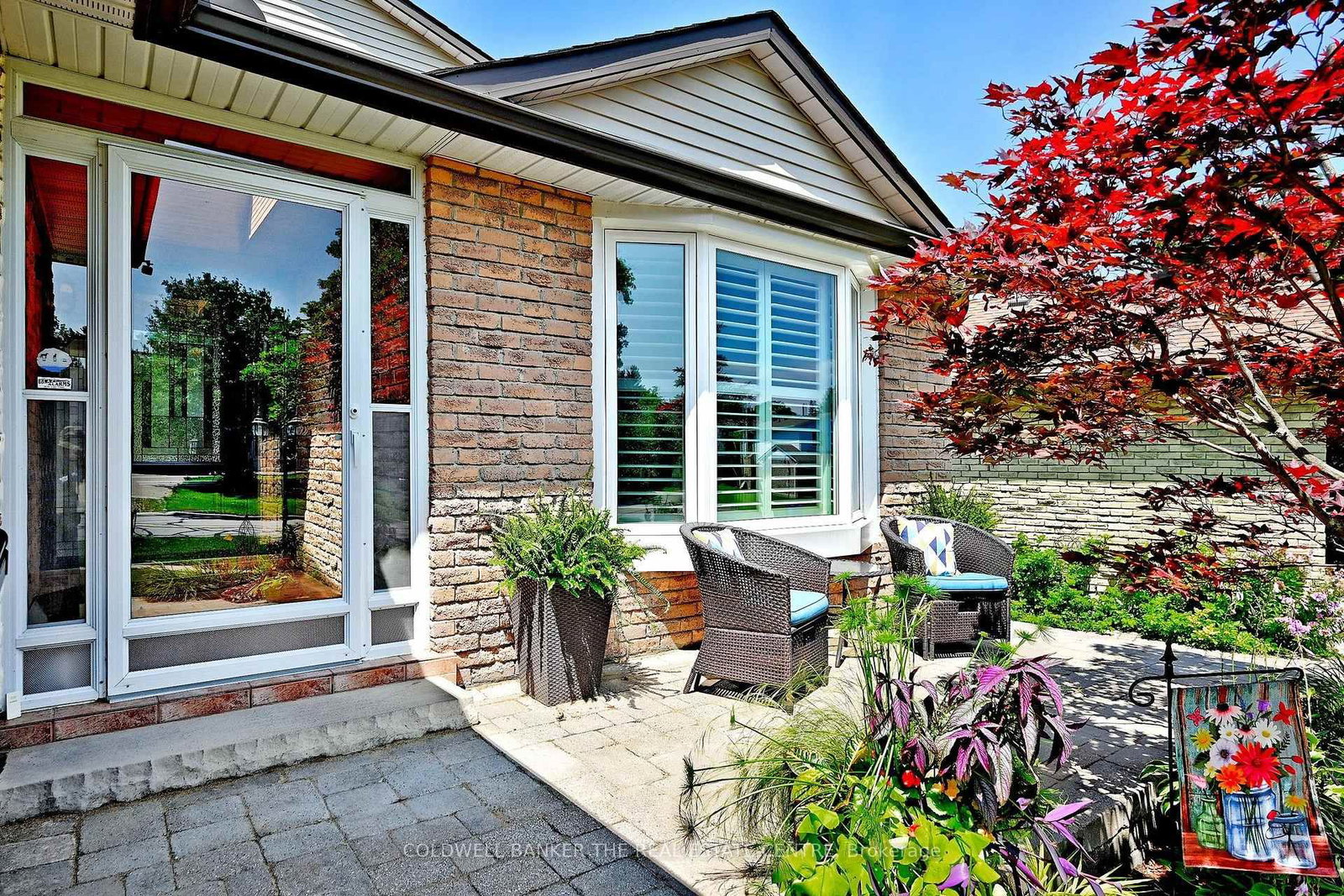 134 Huron Heights Drive • Newmarket, ON photo 2