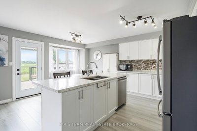 64 John W Taylor Avenue • New Tecumseth, ON photo 8