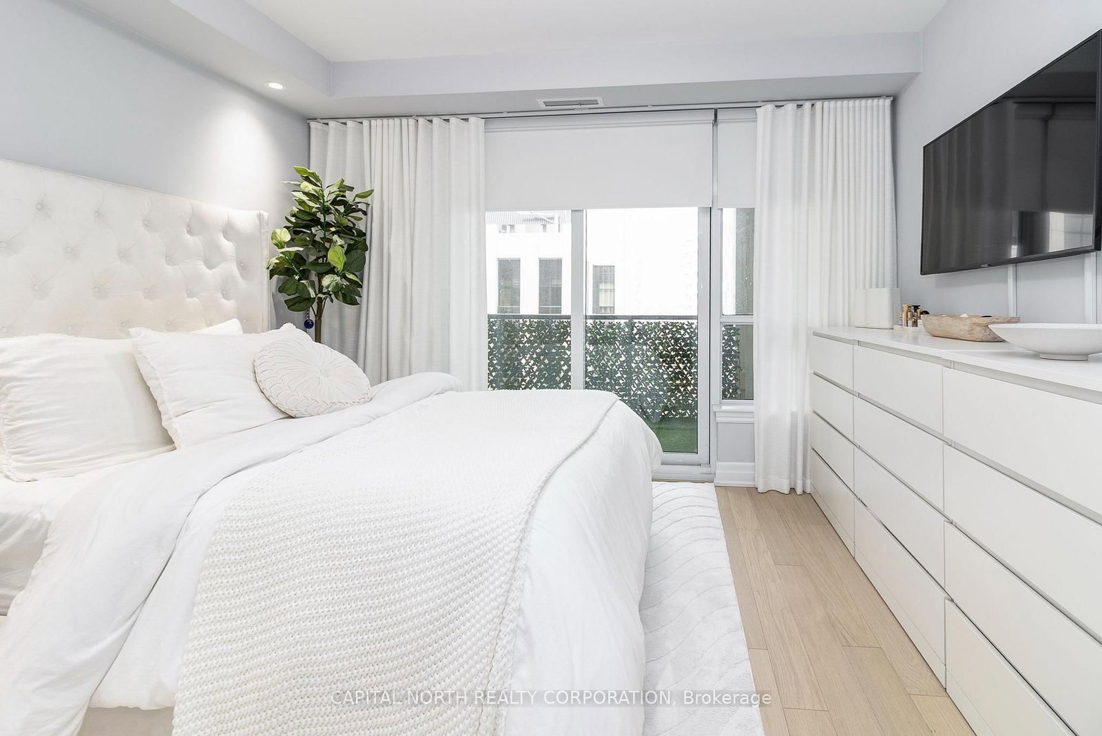 9075 Jane Street • #2102 • Vaughan, ON photo 14