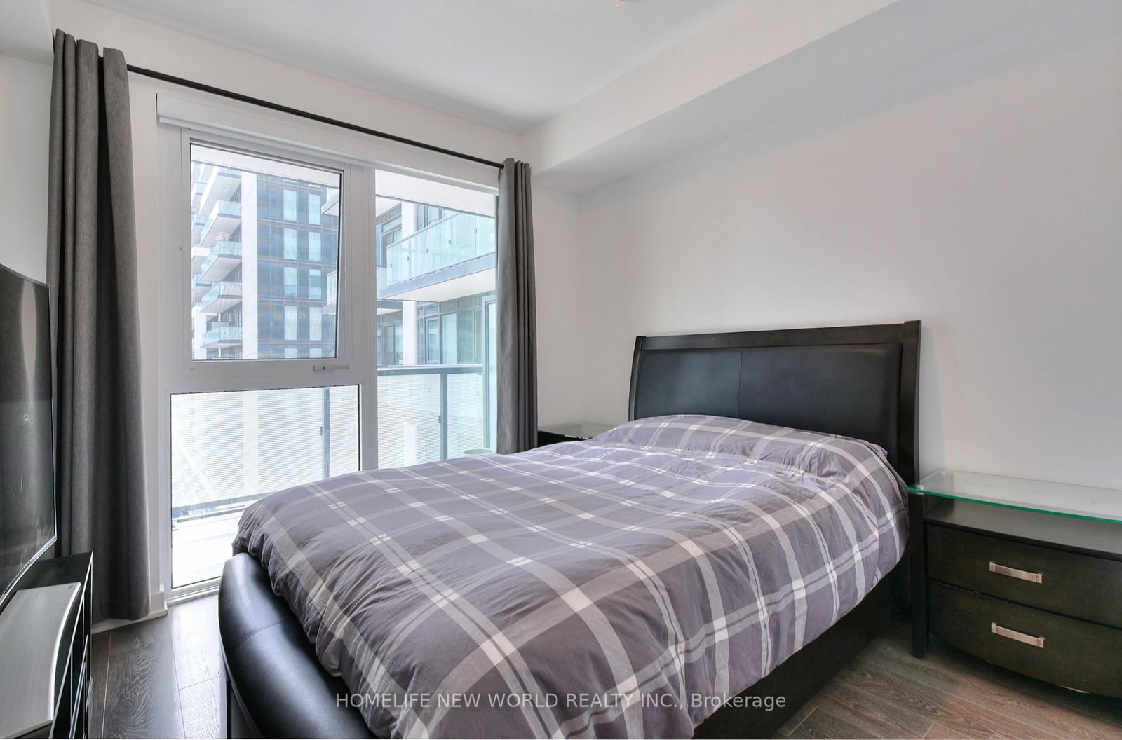 85 Oneida Crescent • #811 • Richmond Hill, ON photo 15